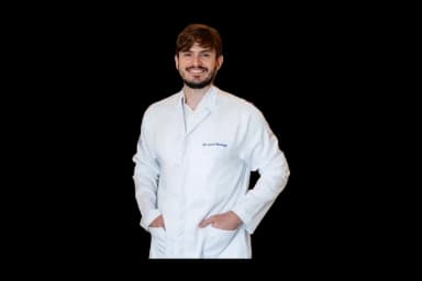 Dr. Lucas Marenga de Arruda Buarque